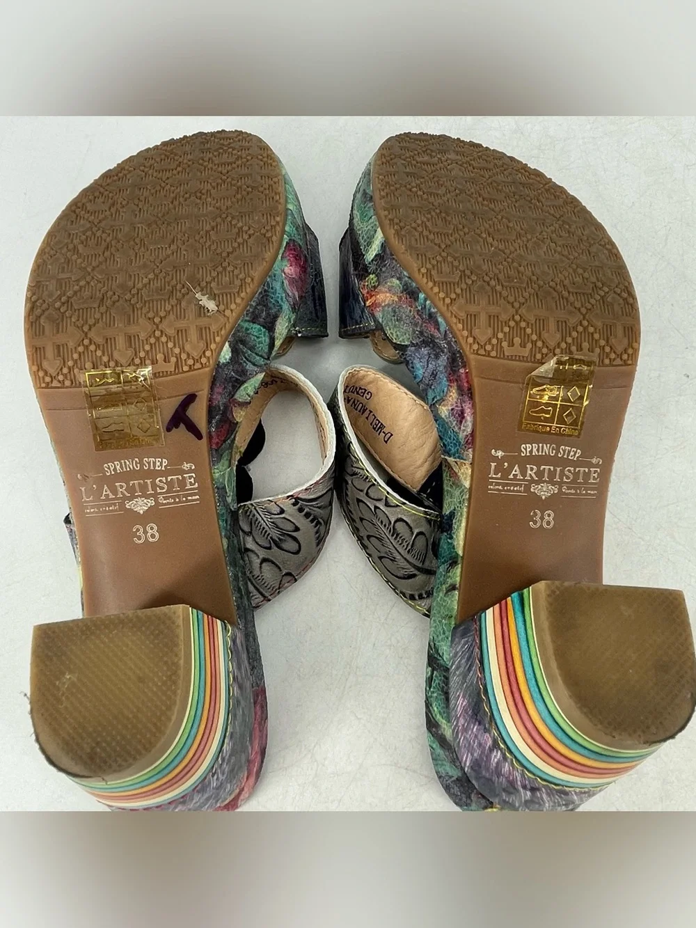 L'Artiste Spring Step Sandals Size 38 7.5 Lilac Painted Leather Rainbow
